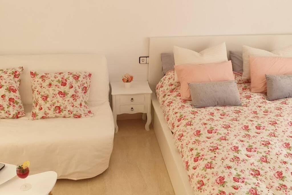 Apartamento Pepa. En El Corazon Del Delta. 圣海梅-德恩韦哈 外观 照片